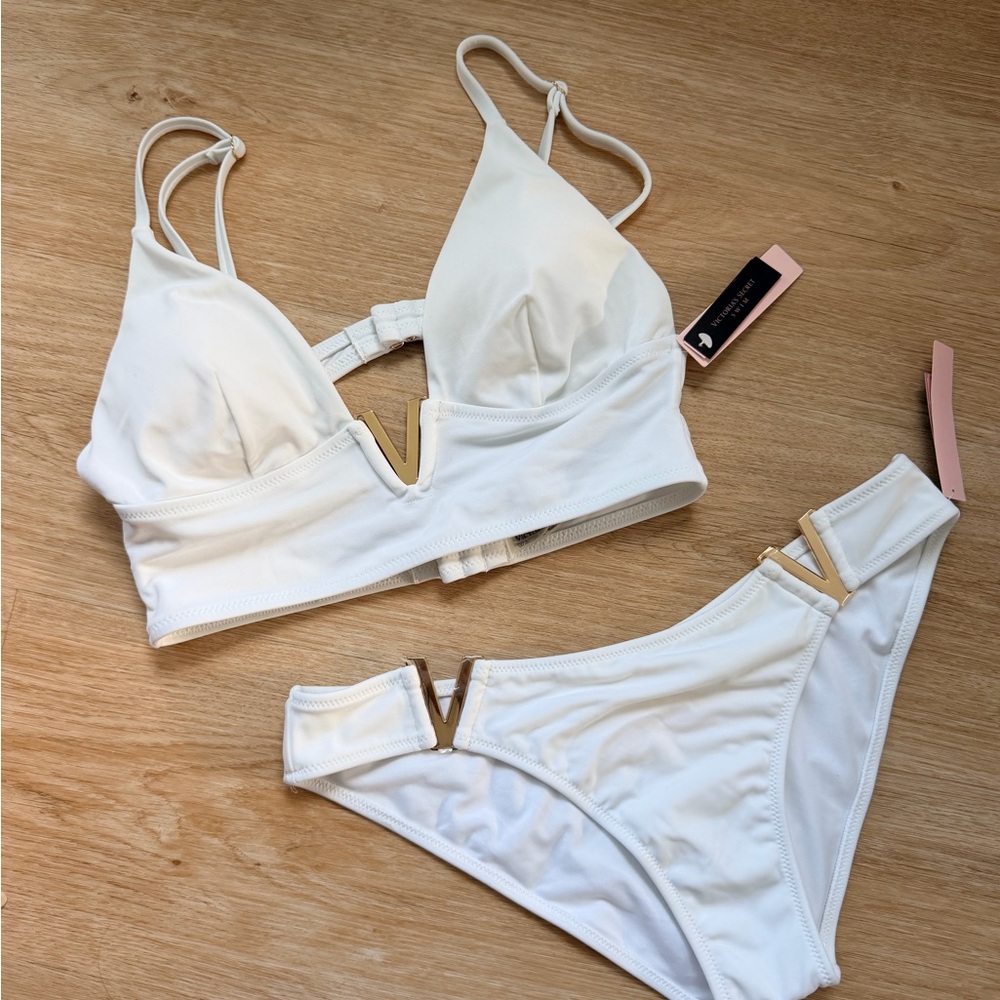 NWT Victoria's Secret White Bikini Set with Gold V Hardware S/M